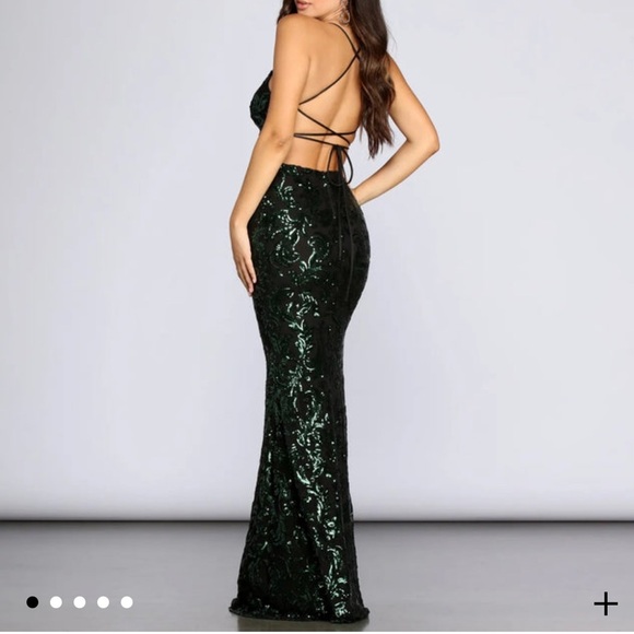 Windsor Dresses & Skirts - Windsor Sequin Prom Gown in Green